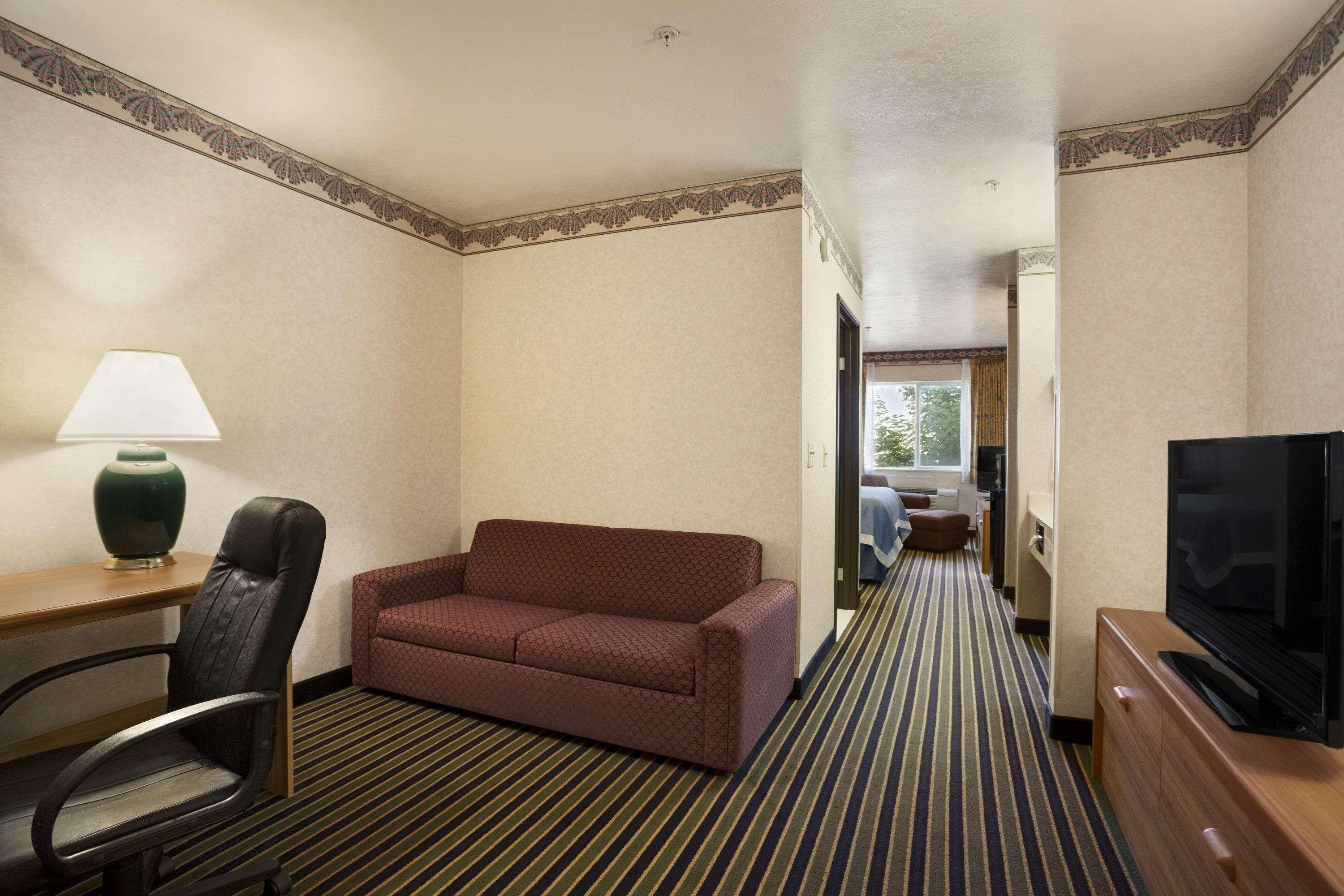 Days Inn By Wyndham Springville Zewnętrze zdjęcie