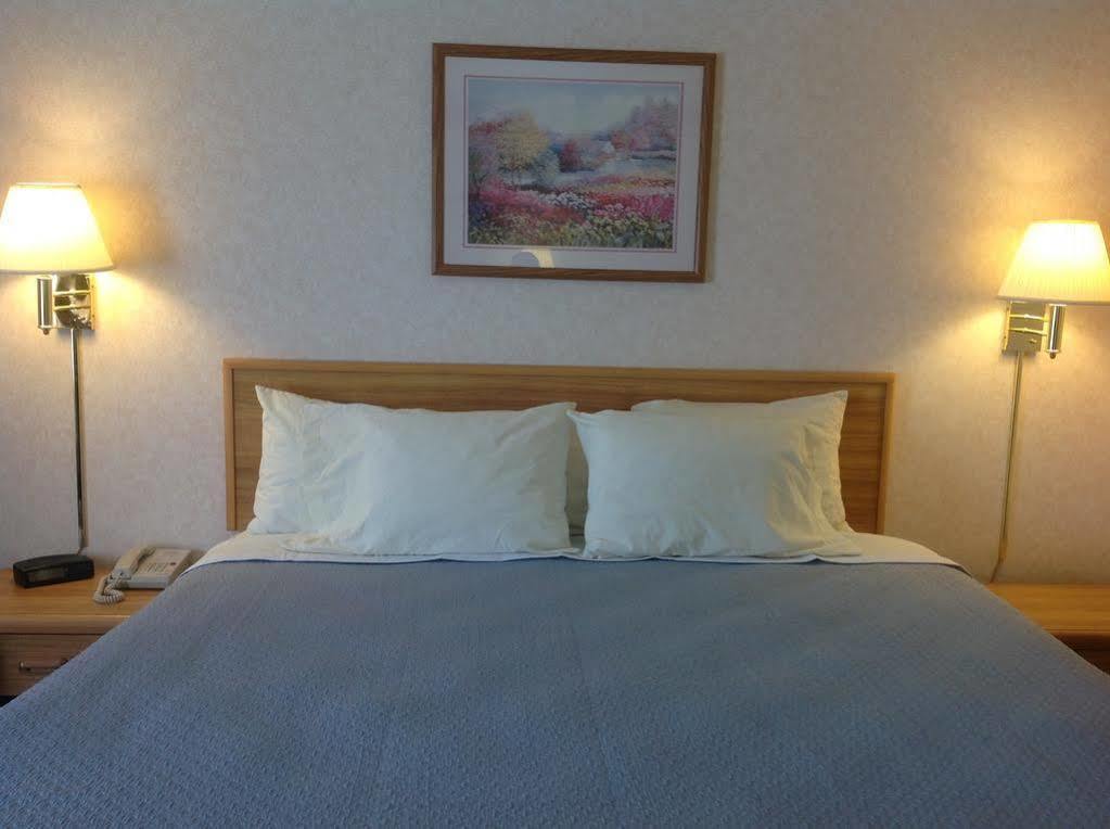 Days Inn By Wyndham Springville Zewnętrze zdjęcie